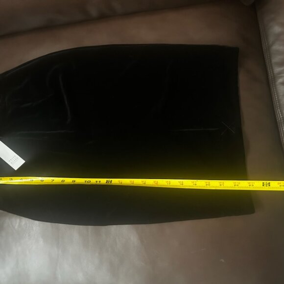 NWT White House Black Market Velvet Pencil Comfort Stretch Skirt - Picture 10 of 11